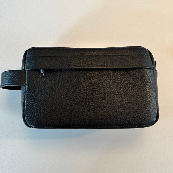 New Leather Toiletry Bag - Picture 1 of 5